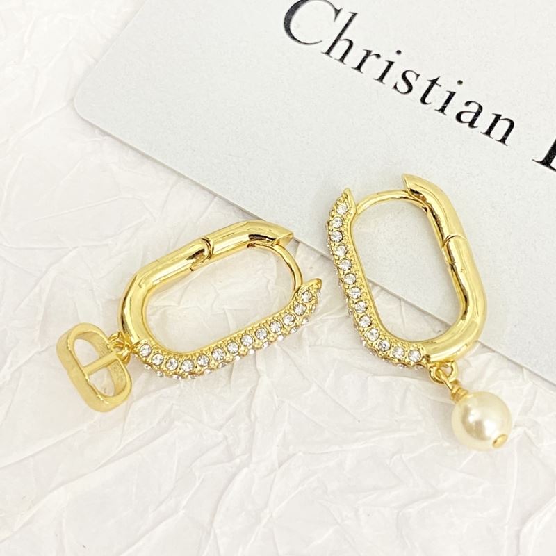 chr1st1an D10r earrings